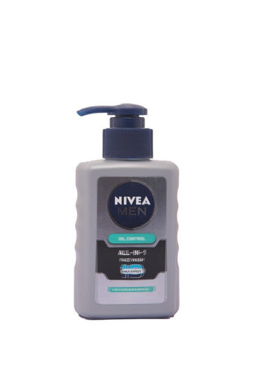 NIVEA Men Face Wash, Oil Control, 10x Vitamin C, 150ml And NIVEA Men Shower Gel, Active Clean Body Wash, Men, 250ml